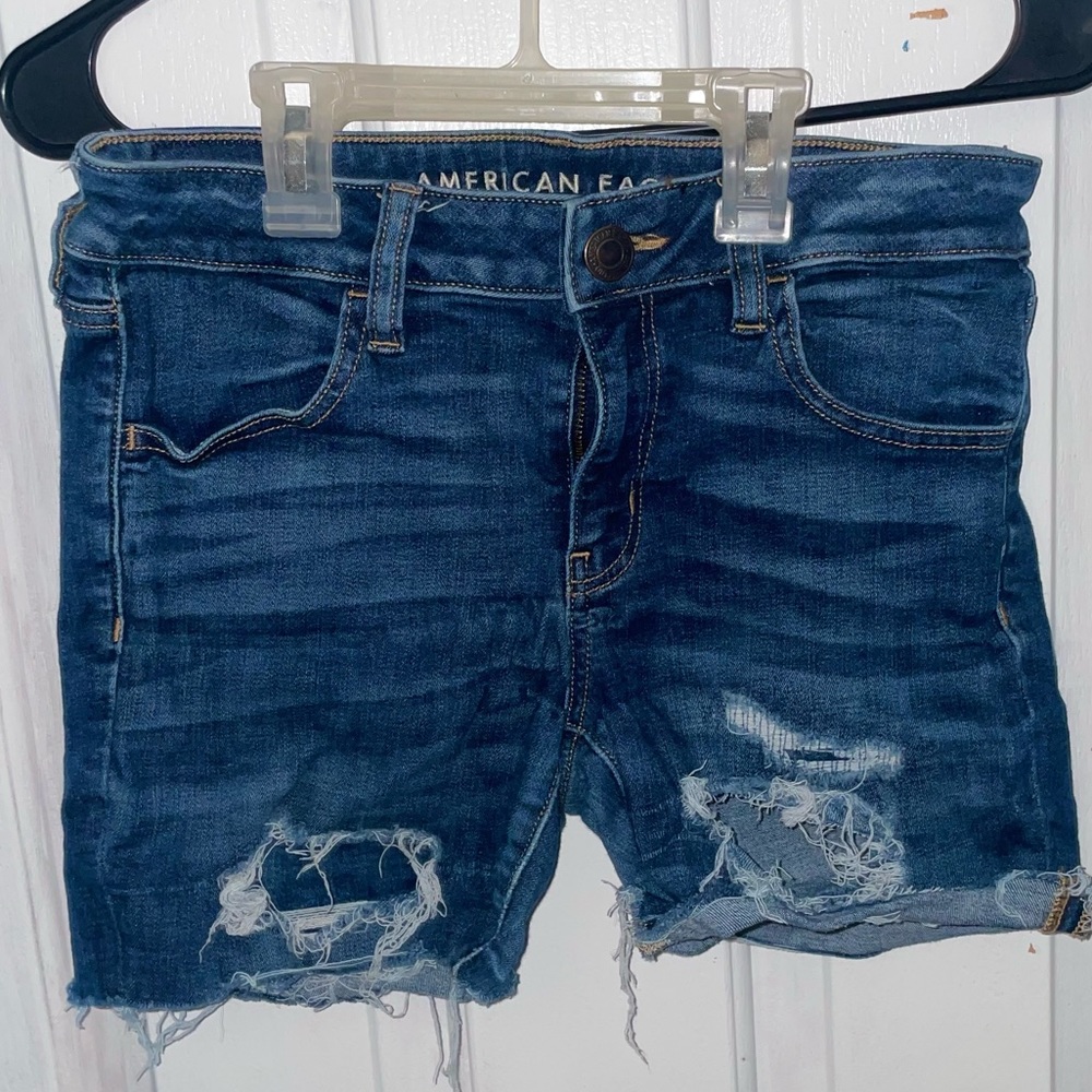 American eagle size- 6 in women